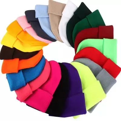 Benutzerdefinierte Logo bestickte Wollstrickmützen Beanie Damen Herren Blankofarbe Beanie Strickmütze Winterwollmützen